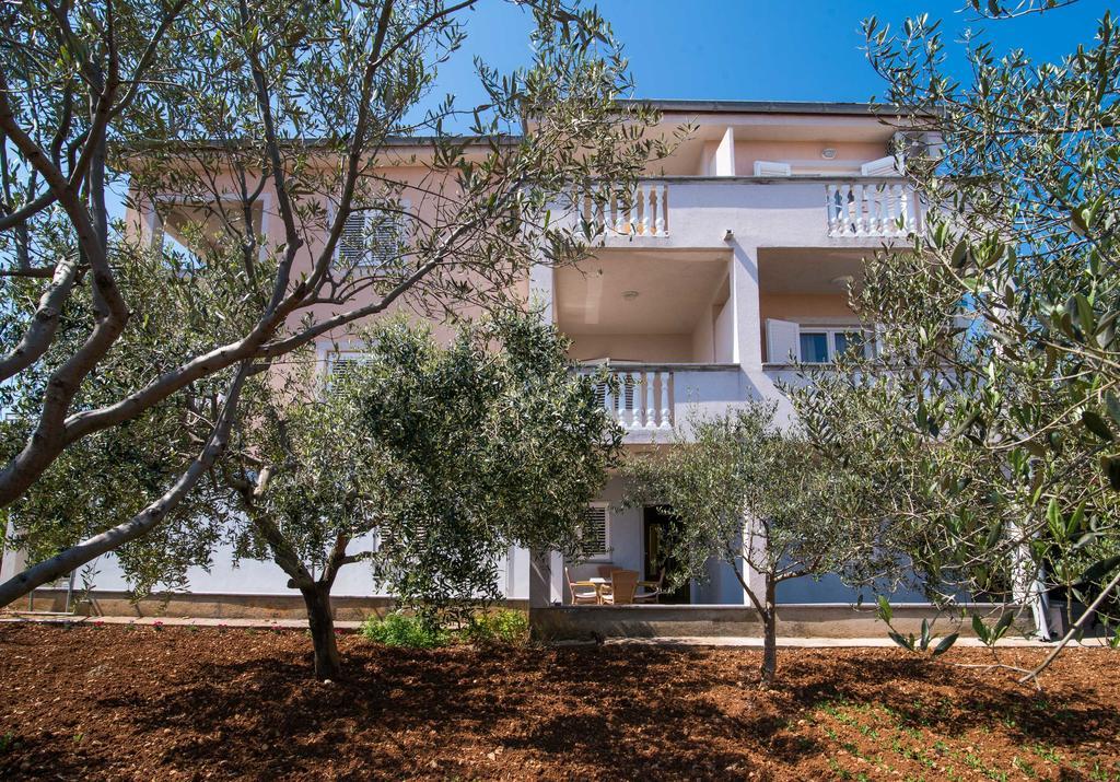 B&B Villa Ana Krk Town Eksteriør billede