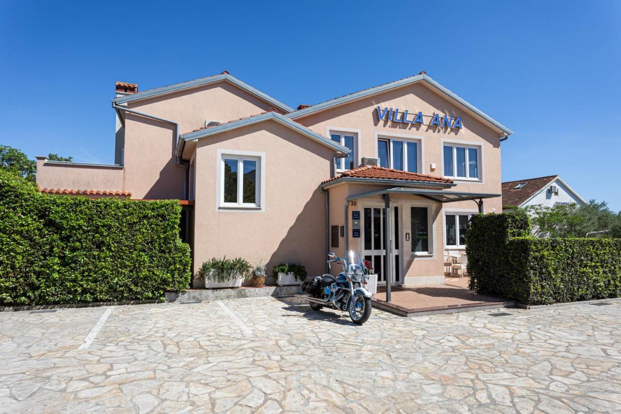 B&B Villa Ana Krk Town Eksteriør billede